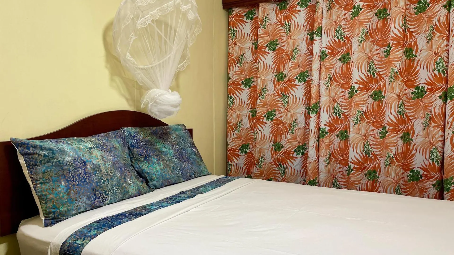 Upper Floor Retreat Apartment Castries