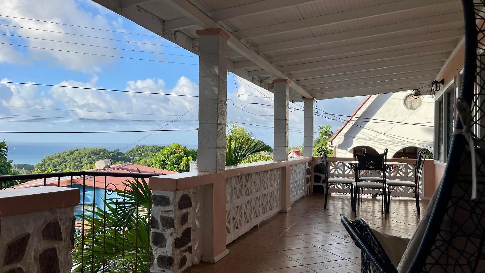 Upper Floor Retreat Apartment Castries