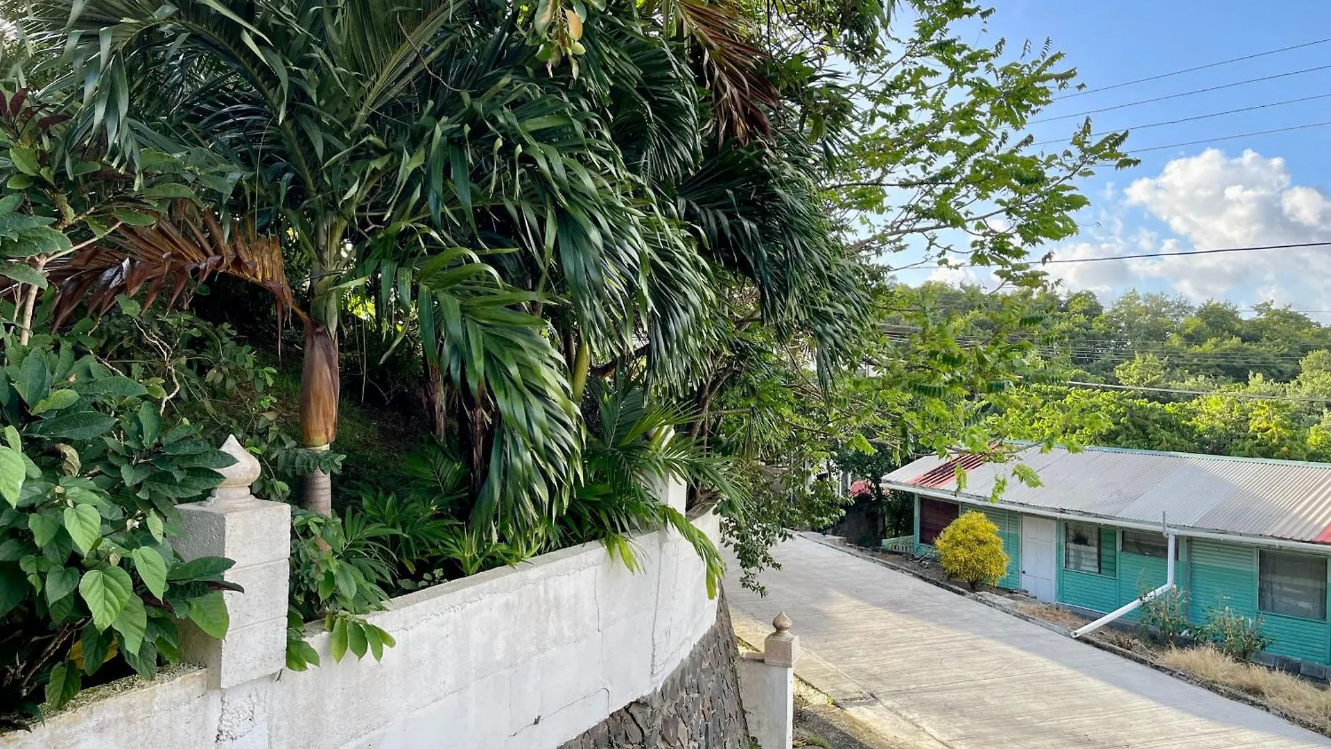 Upper Floor Retreat Apartment Castries 0*,