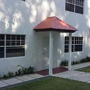  Homestay Lynn's Place